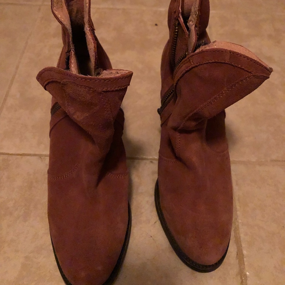 Brown suede ankle boots size 7